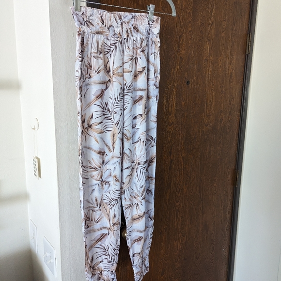 MIKOH Kahuku Pants - Tahitian Blossom - Picture 2 of 6